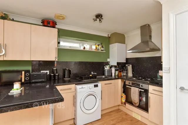 Station Road, Rainham, ME8, photo 2