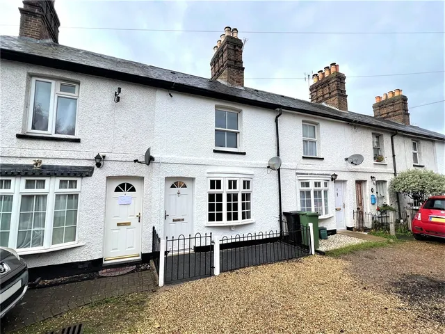 Cedar Lane, Frimley, Camberley, Surrey, GU16 7HT, photo 1