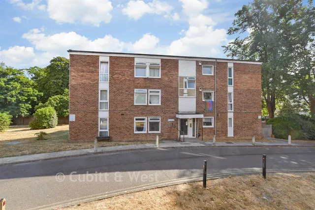 Conway Drive, Sutton, SM2, photo 1