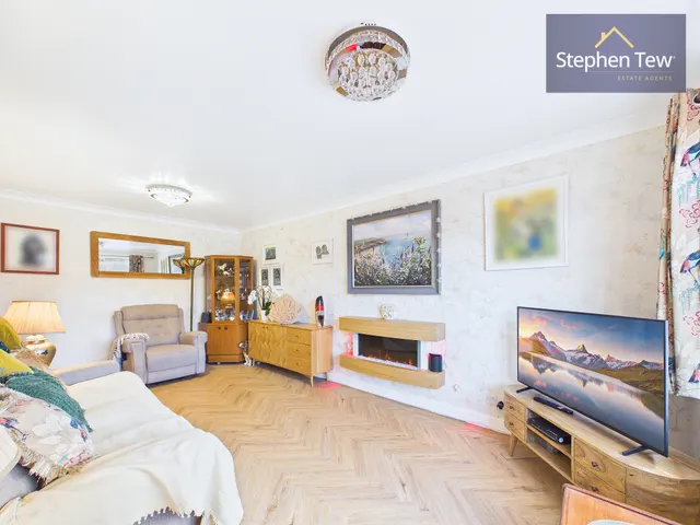 Hampshire Place, Blackpool, FY4, photo 2