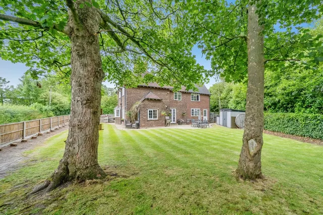 Photo 3 — Half Acre Lane, Thelwall, Warrington, Cheshire, WA4