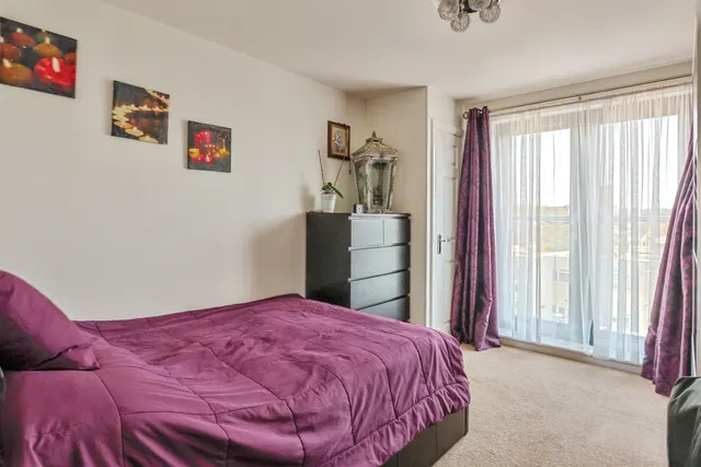 Wimborne Road, Poole, BH15, photo 3