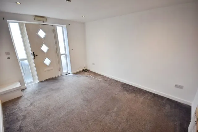 Baddeley Street, ST6, photo 2
