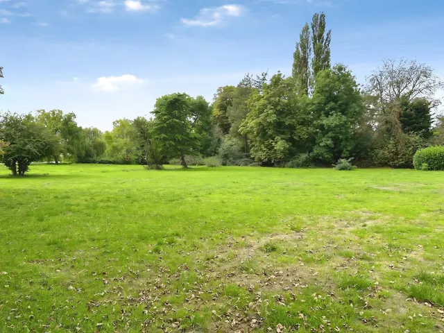 The Riverbank, Willington, DE65, photo 2