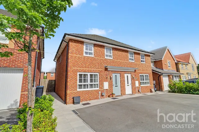 Davy Road, Rossington, DN11, photo 1