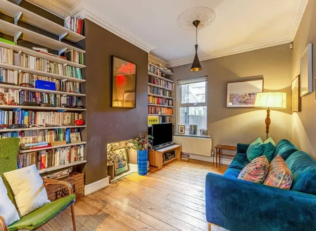 Photo 3 — Millfields Road, Clapton, E5
