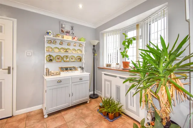 Photo 3 — Field Way, Aldershot, Hampshire, GU12 4UJ