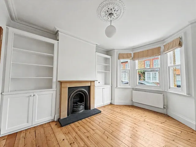 Devereux Road, Windsor, photo 3
