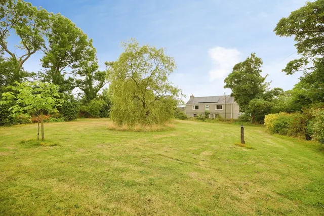 Pontllyfni, Caernarfon, LL54, photo 3