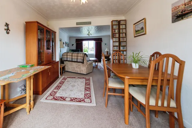 Brendon Walk, Spalding, PE11, photo 3