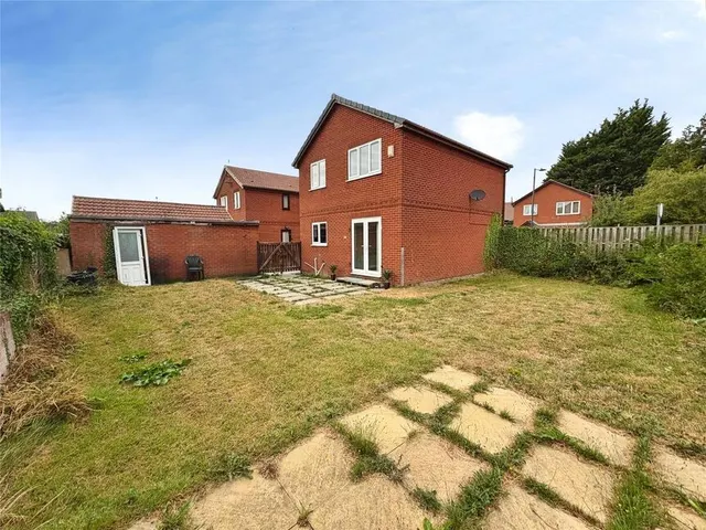 Photo 3 — Bloomhill Court, Moorends, South Yorkshire, DN8