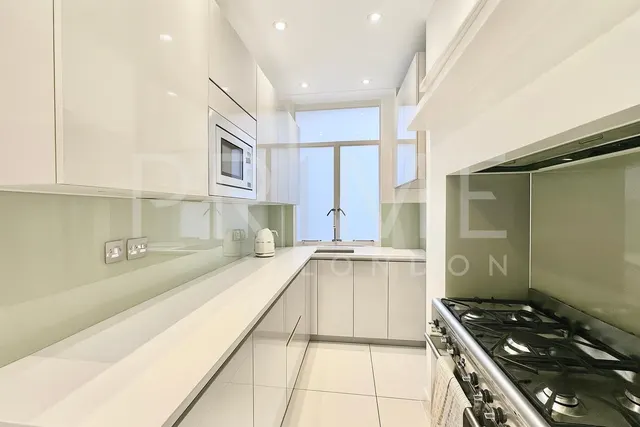 Kings Road, Chelsea, SW3, photo 3