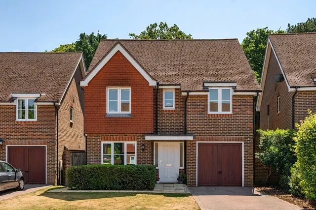 Cheyne Park Drive, West Wickham, BR4, photo 1