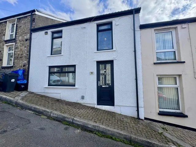 Russell Street, Dowlais, CF48, photo 1