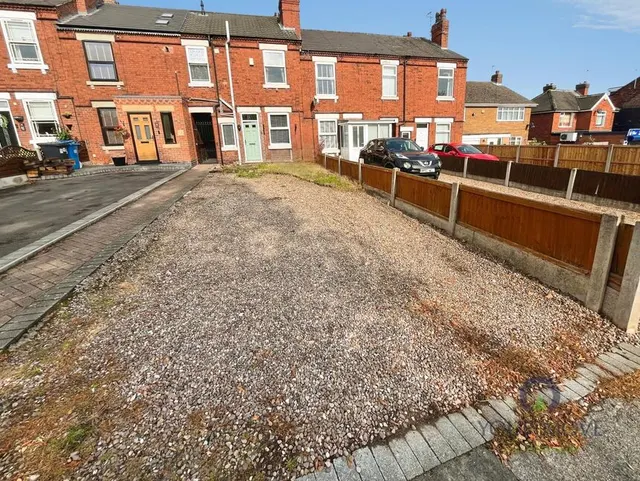 Green Lane, Ilkeston, DE7, photo 1