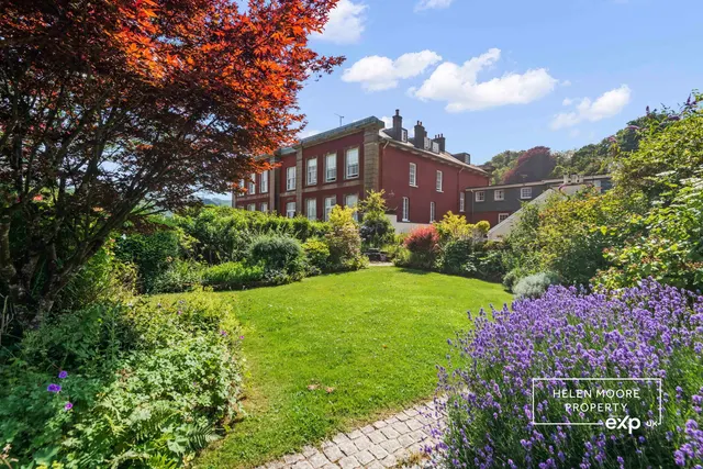 Marley House, South Brent, photo 1