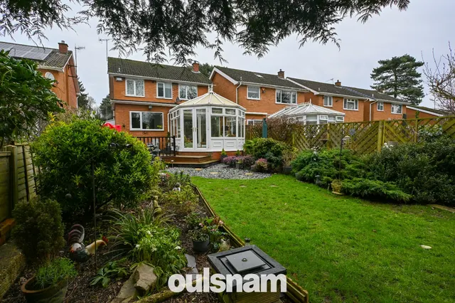 Photo 2 — Pineview, Northfield, Birmingham, B31 2RD