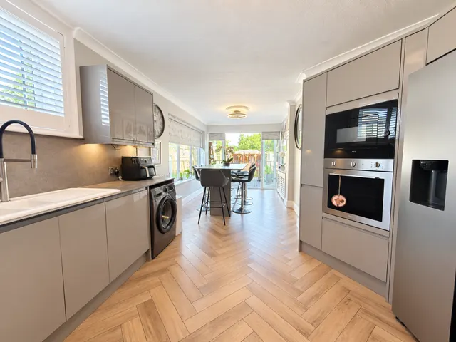 Photo 3 — Hartsdown Road, Margate, Kent, CT9 5QP