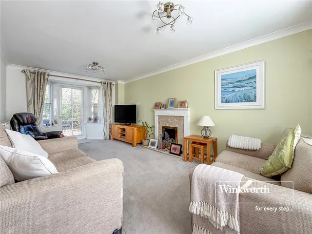Casterbridge Road, Ferndown, BH22, photo 3