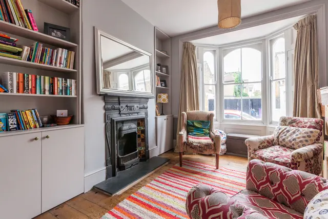 1 Lockhart Street, London, photo 1