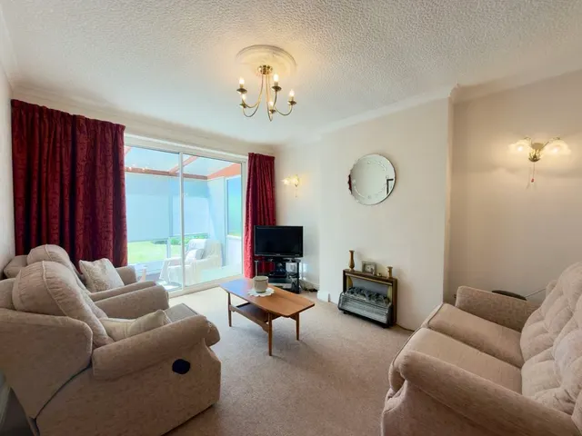 For SaleSutton Lane, Adlington, photo 2