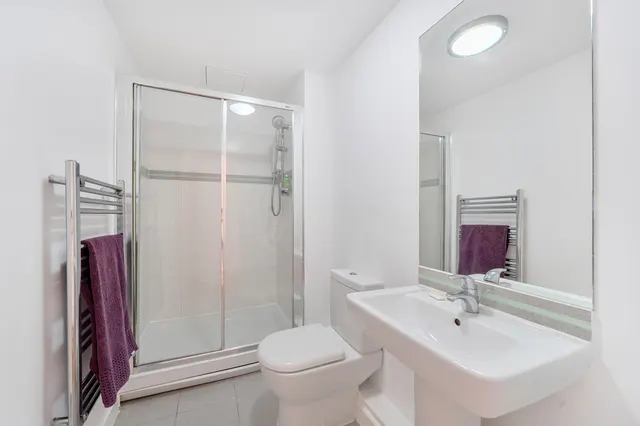 Flat 39, Battalion House, 22 Heritage Avenue, London, photo 1