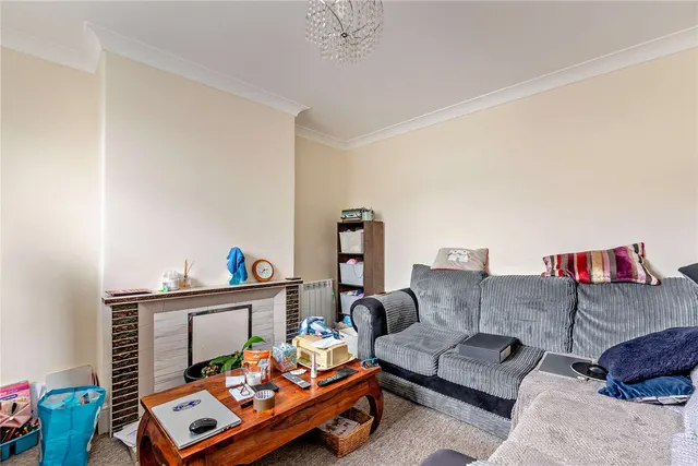Madeira Place, Newbury, RG14, photo 3