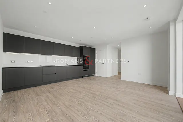 The Liberty, Dagenham Green, RM9, photo 2