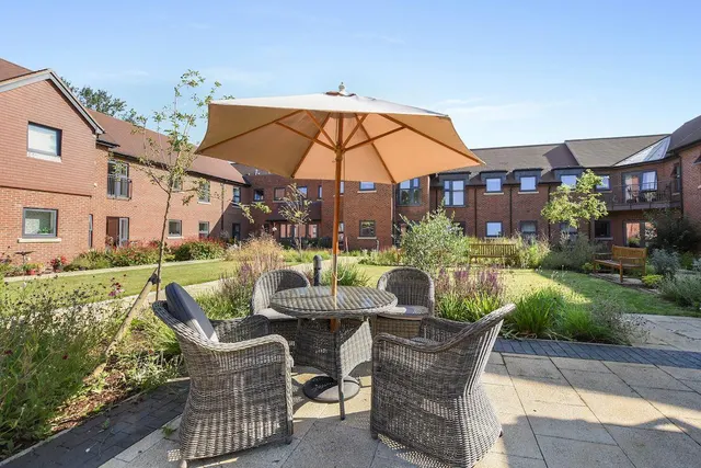 St. Giles Mews, Stony Stratford, MK11, photo 1