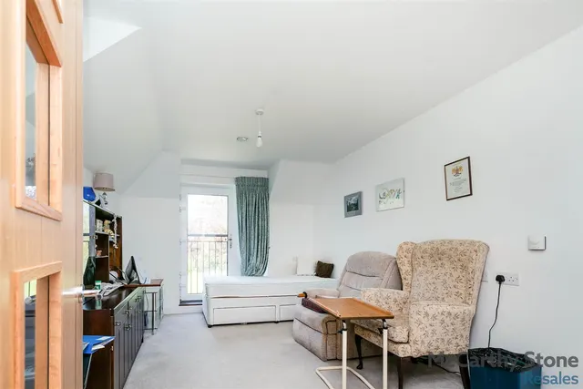 St. Giles Mews, Stony Stratford, MK11, photo 2