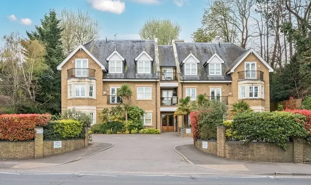 South Street, Epsom, KT18, photo 1