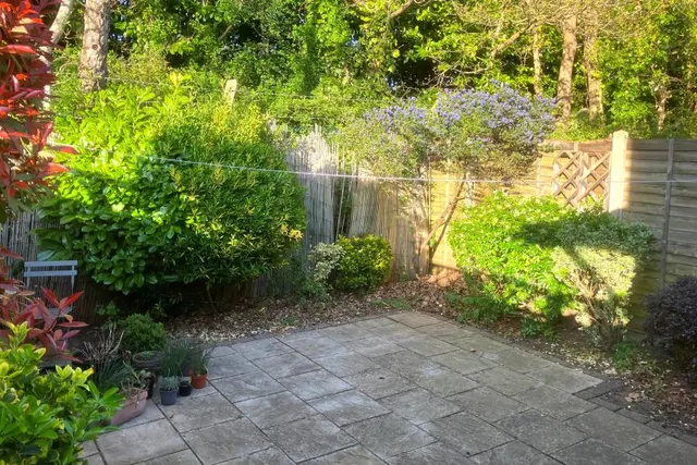 Willowmead Close, Woking, GU21, photo 3