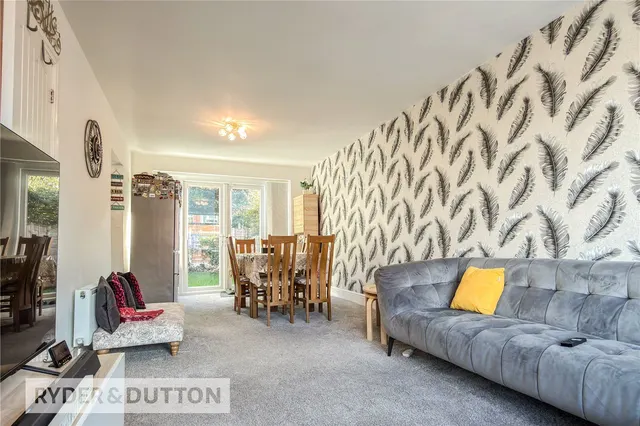 Southgate Road, Chadderton, OL9, photo 3