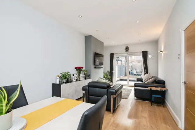 Clay Lane, Oldbury, B69, photo 3