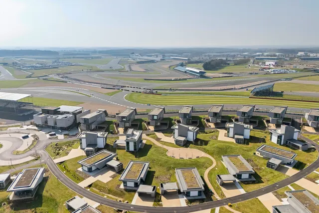 Photo 2 — Escapade, Silverstone, Towcester, Northamptonshire