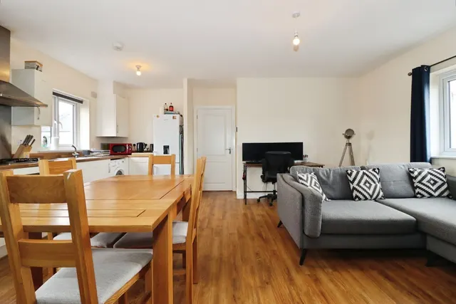 Whitsun Leaze, Patchway, BS34, photo 2