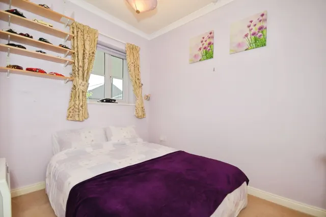 Nightingale Close, Chesterfield, Derbyshire, S41, photo 1