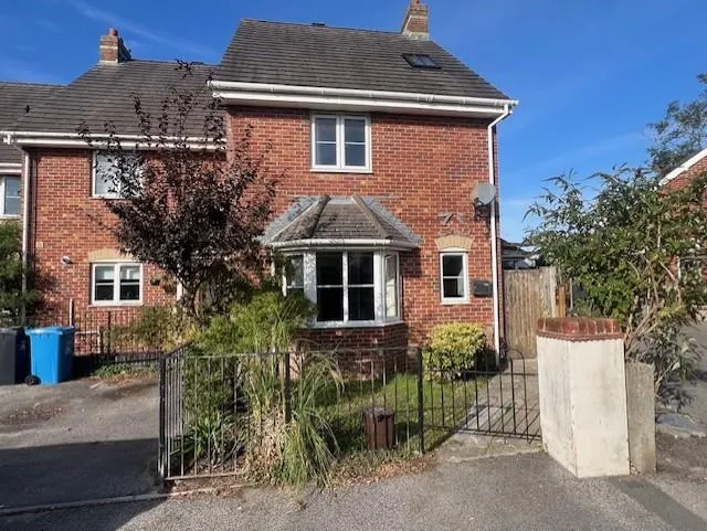 Chapel Road, Poole, BH14, photo 1