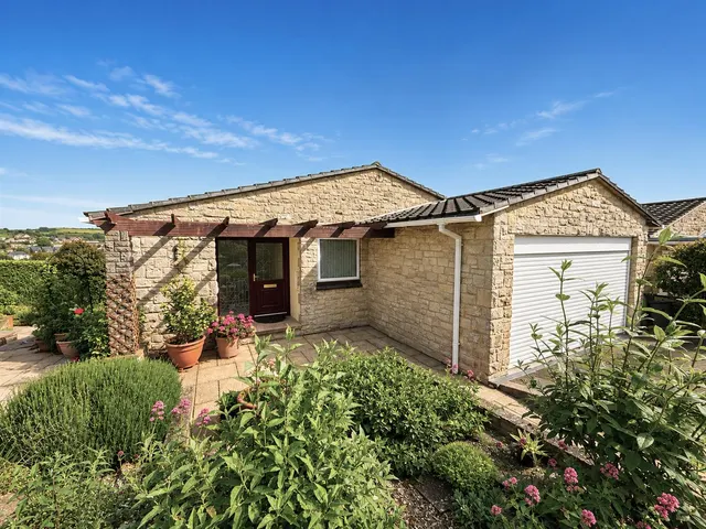 Photo 3 — Stroudley Crescent, Weymouth, DT3 6NT