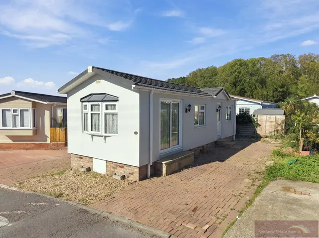 1 bedroom property, Galley Hill, Waltham Abbey, EN9