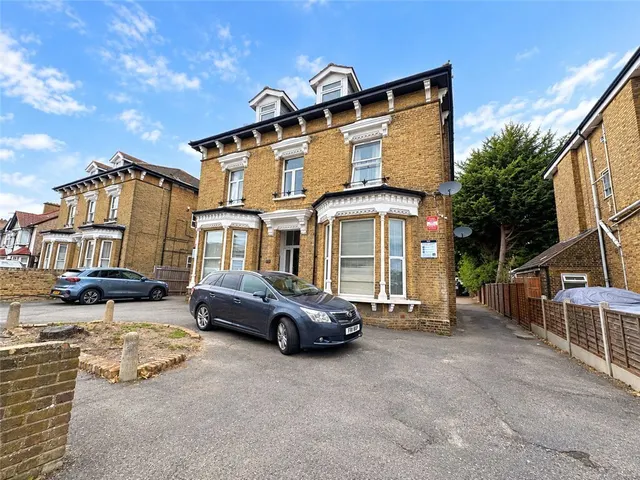Brigstock Road, THORNTON HEATH, Surrey, CR7, photo 1