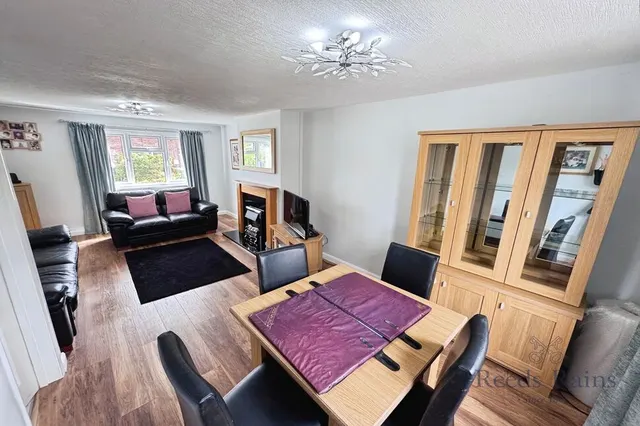 Manor Garth, Kellington, DN14, photo 3