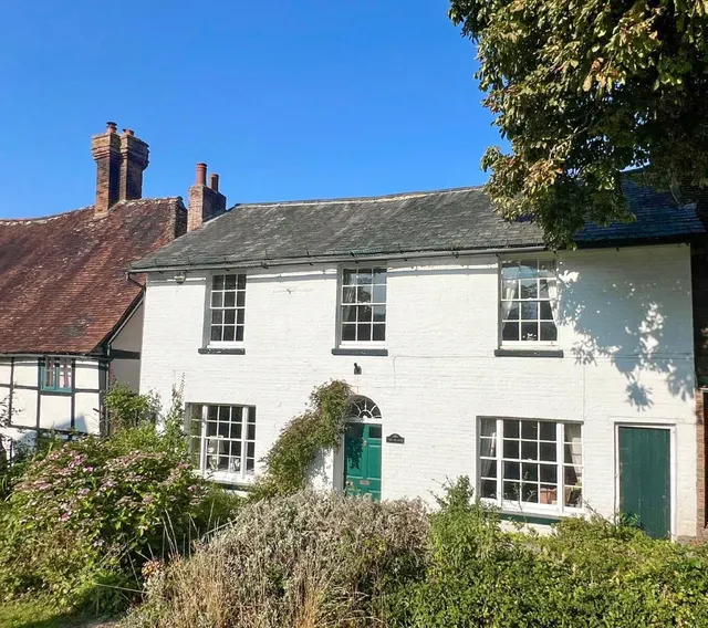 High Street, Robertsbridge, TN32, photo 1