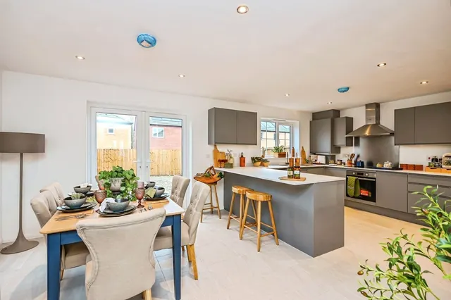 Pinfold Place, Netherton, L30, photo 2