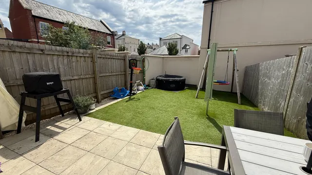 Titan Avenue, Sherford, photo 2