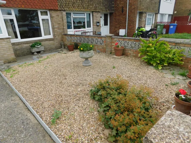 Photo 2 — Edenbridge Drive, Sheerness, ME12