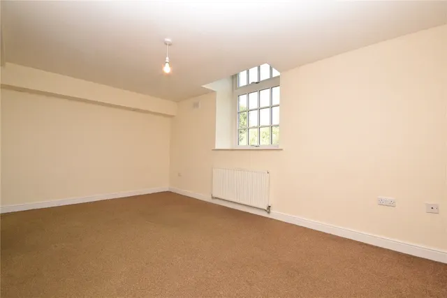 Bolton Brow, Sowerby Bridge, HX6, photo 2