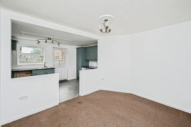 Photo 3 — Kirklington Road, Rainworth, Mansfield, Nottinghamshire, NG21