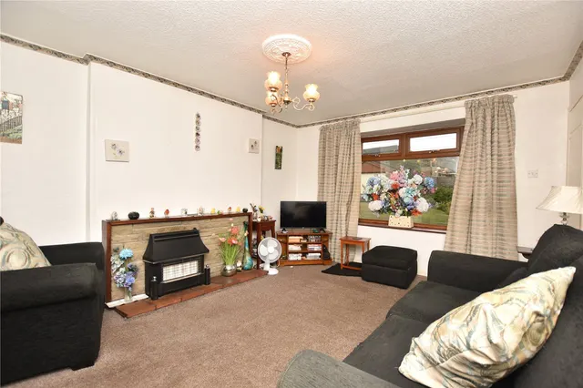 Meadow Way, Tingley, WF3, photo 2