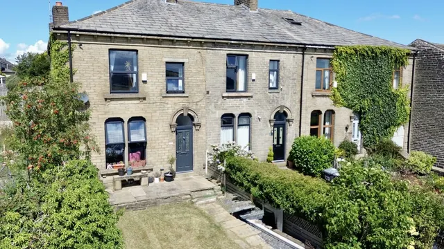 Sapgate Lane, Thornton, BD13, photo 1